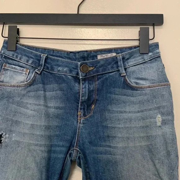 Zara Woman Premium Denim boot cut, low rise, distressed jeans 30 x 31 - Picture 3 of 9